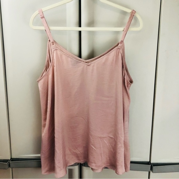 Torrid soft baby pink silky satin tank top plus size 0 - Picture 5 of 7